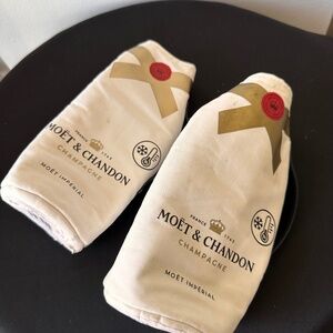 2 Moet & Chandon Champagne Bottle Cover Moet Imperial White Zipper Snap Isotherm